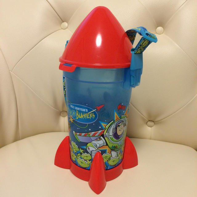 バズライトイヤーのロケット型 ポップコーンバケットの通販 by ゆう's