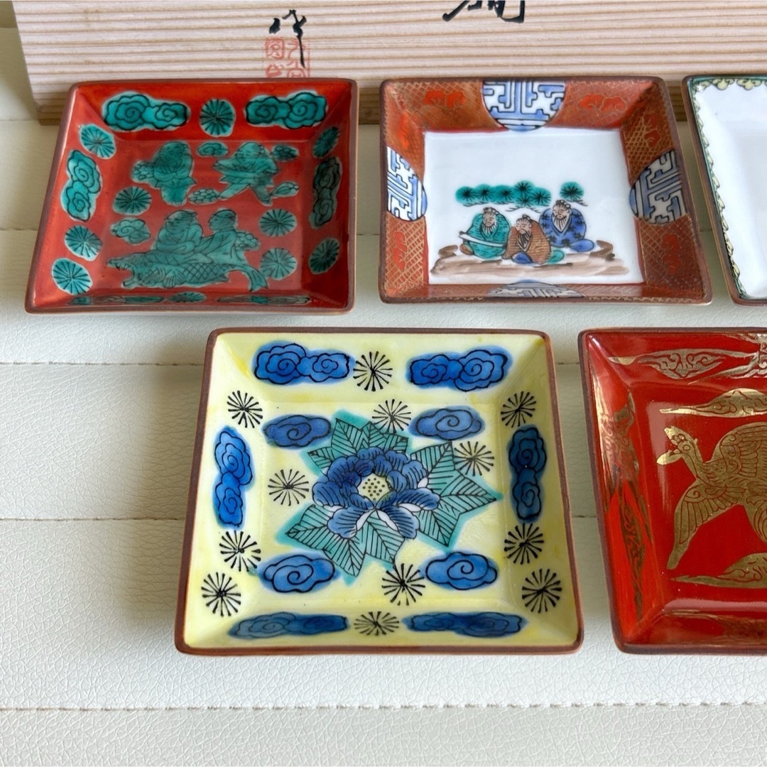 九谷青窯 - 九谷焼 圓山作 絵変わり 時代画 小皿揃 5枚セット 角皿