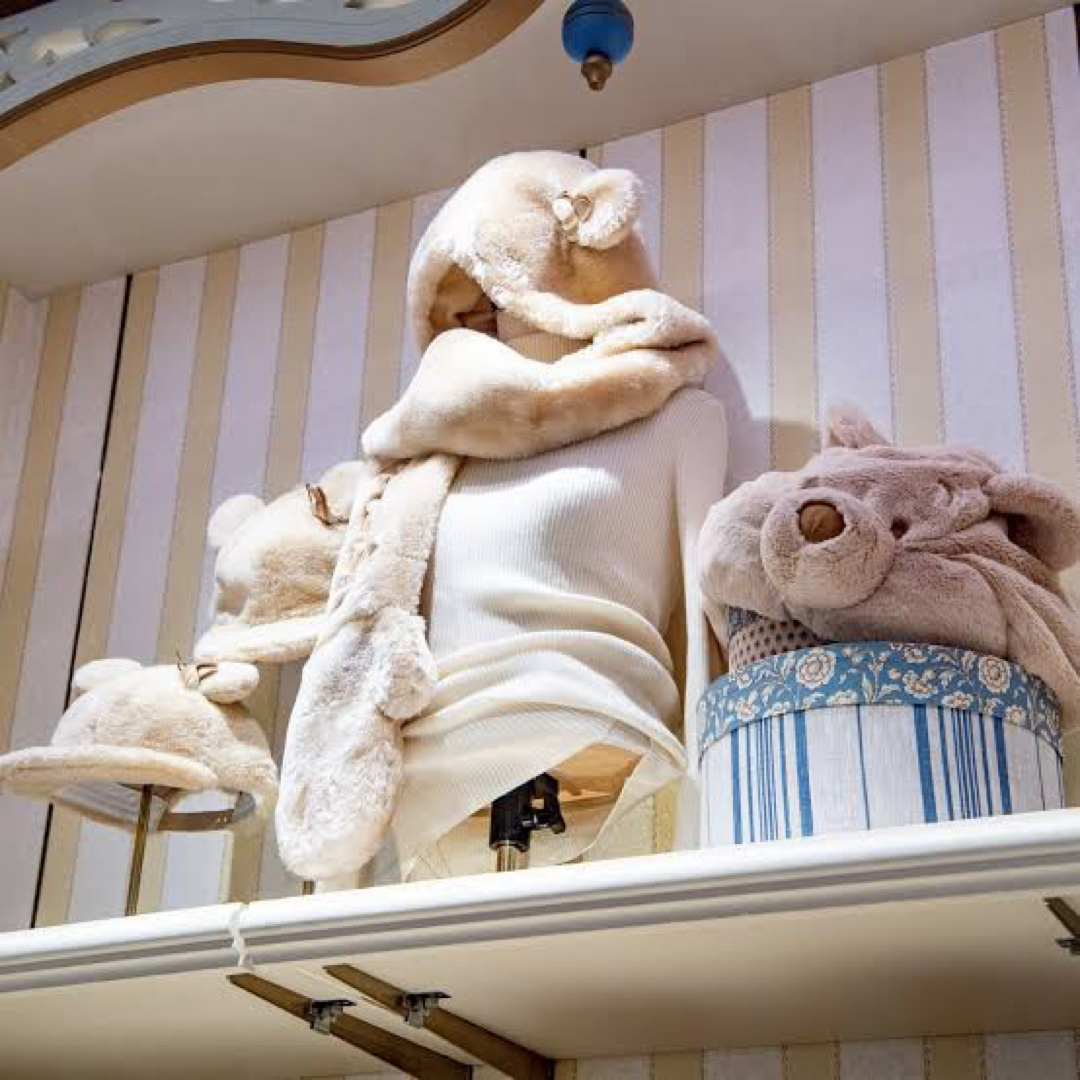 Disney - ディズニー フード付きマフラー プーさん ファンキャップの