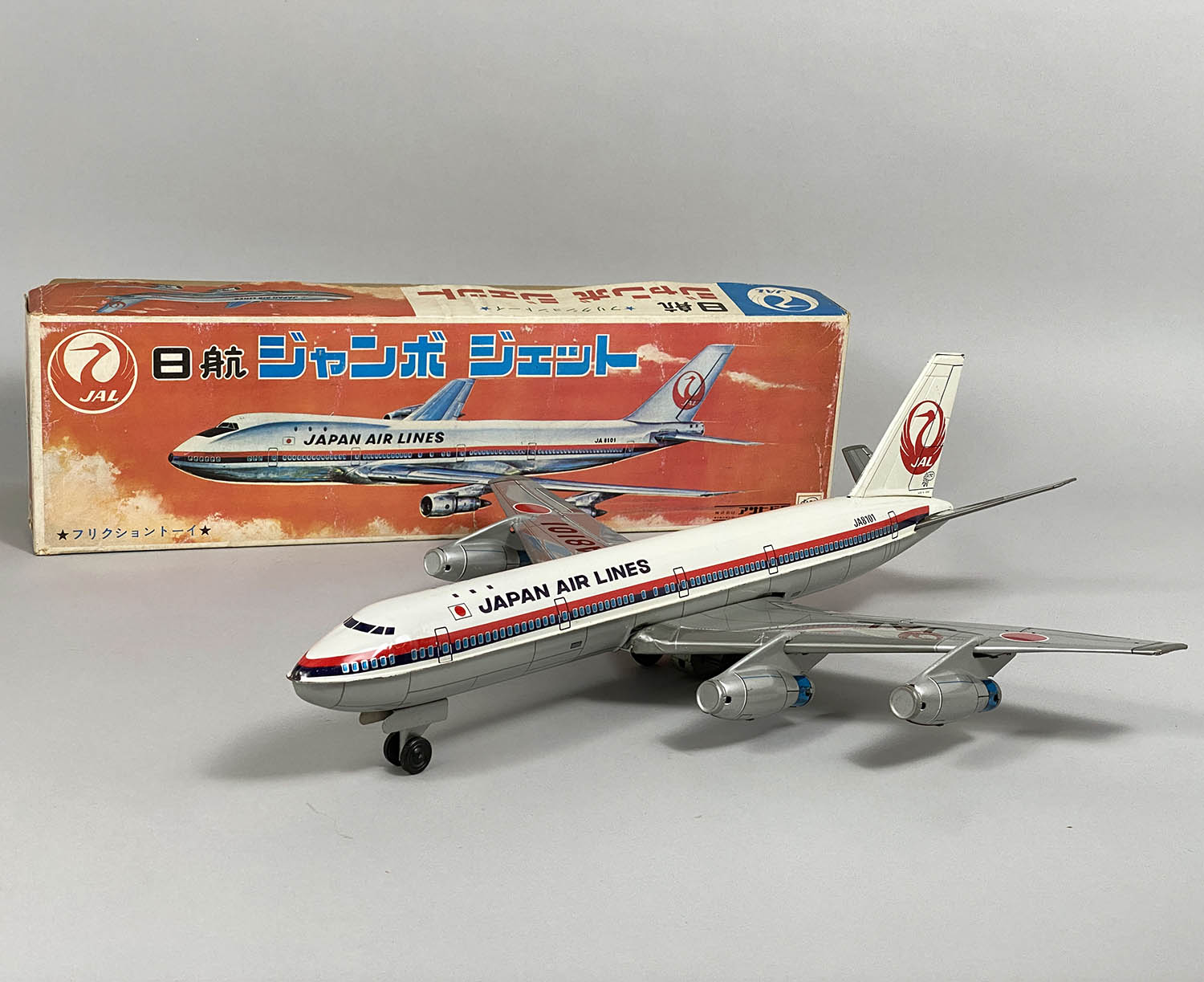 1214] 日航ジャンボジェット JA8101