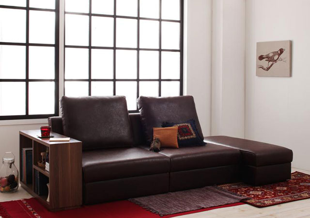 圧巻の収納力！大容量収納付きレトロソファーベッド｜ハレノワ