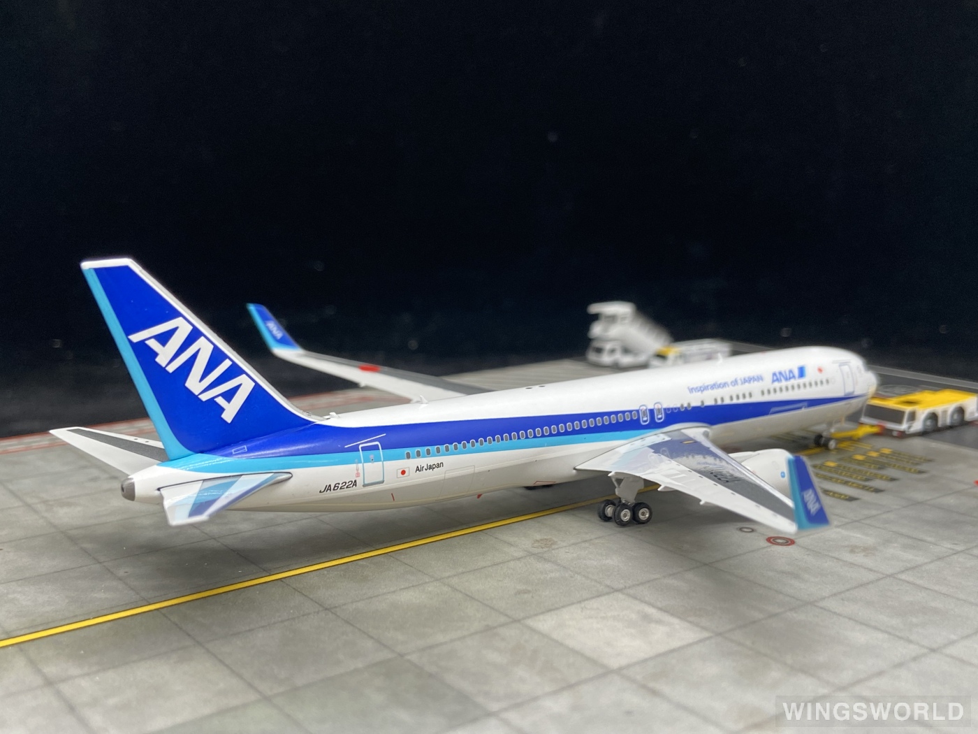 Phoenix 1:400 Boeing 767-300ER ANA 全日空PH04472 JA622A 的照片作者