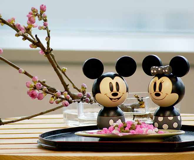 卯三郎こけしのディズニーこけしでひな飾り - te-nori(てのり)