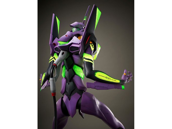 約300万円の全高約234cm「エヴァ初号機」、約180万円の1/1スケール