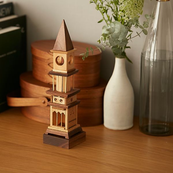 utatane/森の塔 -物語に登場しそうな、温もりがある木製オブジェ