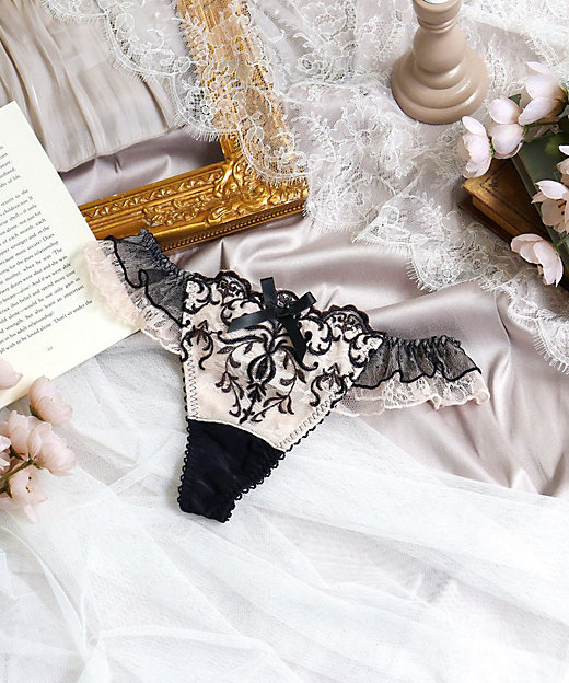 ジュア Tバックショーツ（2002408293） | Risa Magli