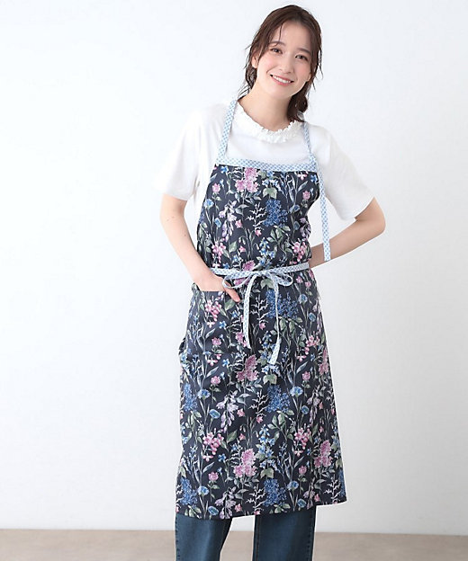 エルストンガーデン柄 エプロン（2002463979） | LAURA