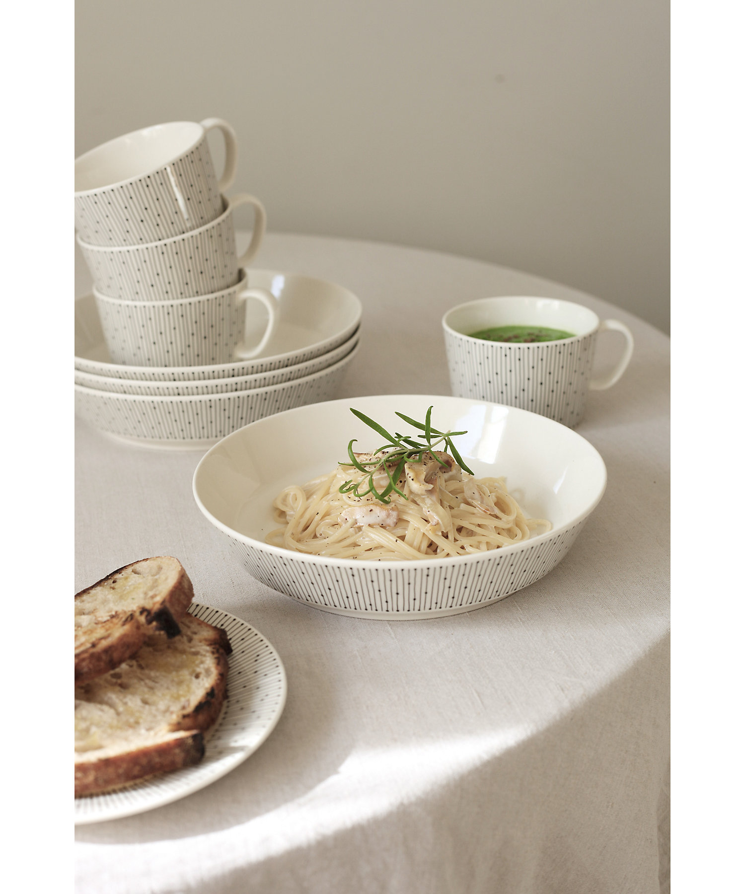 マイニオ サラストゥス ディーププレート 23cm | ARABIA/アラビア