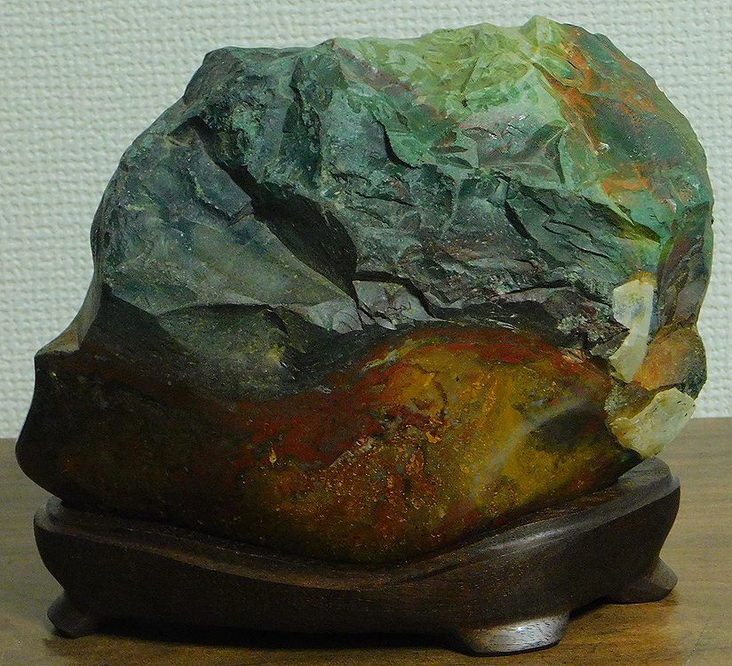 緋山酔恭「山水石美術館」 全国の水石・美石を紹介 嵐渓石