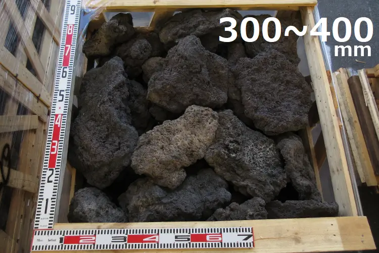 火山岩（黒） - 玉砂利なら一信ジャパン｜洗い出し, 黒玉石, 割栗石, 砂利