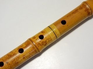 尺八 央山銘 都山流 金継ぎ目 金巻歌口】和楽器の買取実績一覧 - いわ