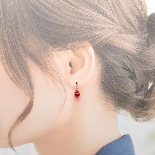 L'ange（ランジュ） イヤリング 赤 雫 ノンホールピアス 樹脂 ゴールド