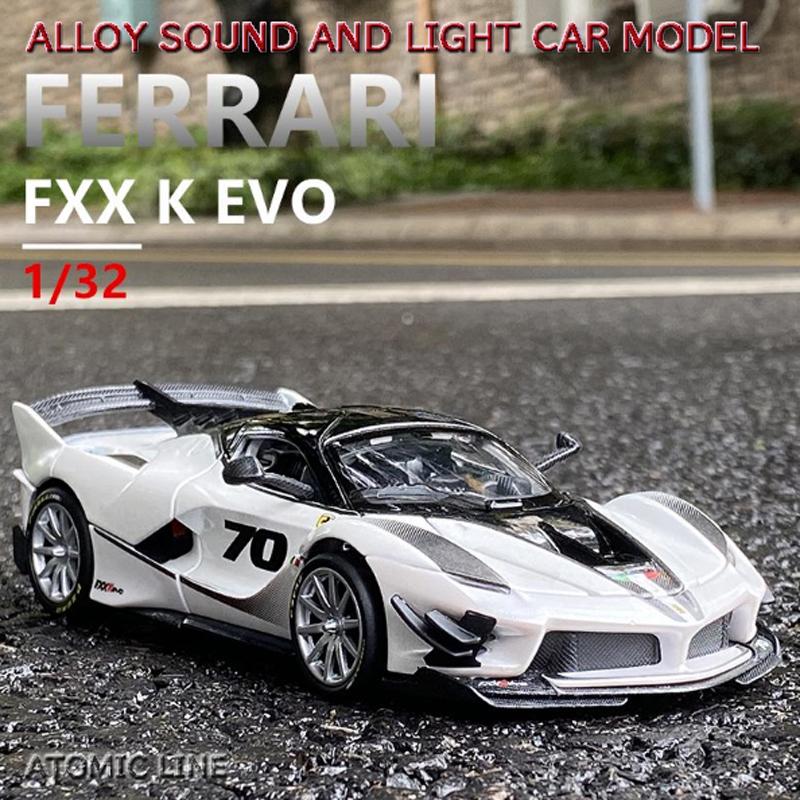 Ferrari（フェラーリ） Ferrari FXX K EVO 1/32 ミニカー 全2色 ライト