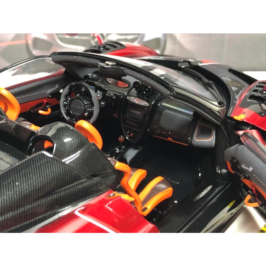 LCD Models 1/18 Pagani Huayra BC 2016 redmetallic/black パガー二