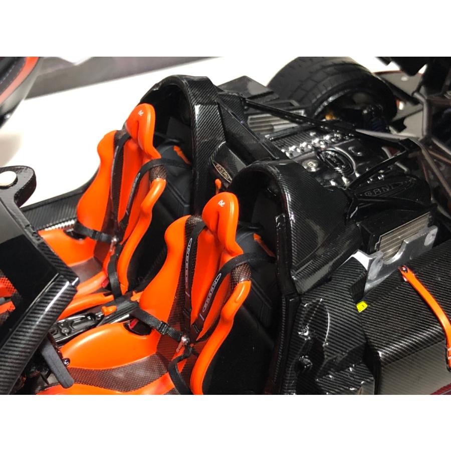 LCD Models 1/18 Pagani Huayra BC 2016 redmetallic/black パガー二