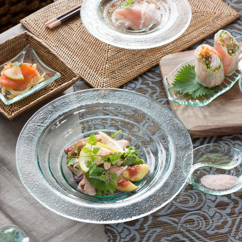 ガラスのプレート バブルタイプ Mサイズ 食器 ガラス 皿 おしゃれ