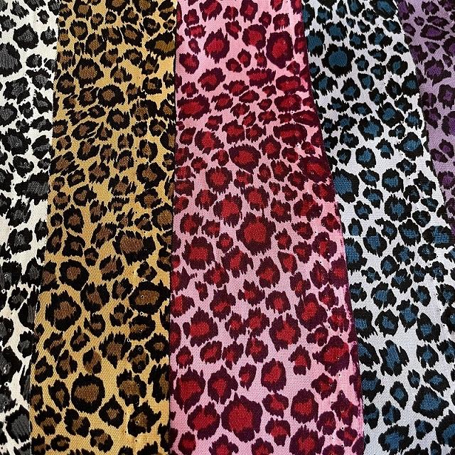 ヒョウ柄 枕カバーアニマル 35×50cm ピンク ゴールド シルバー