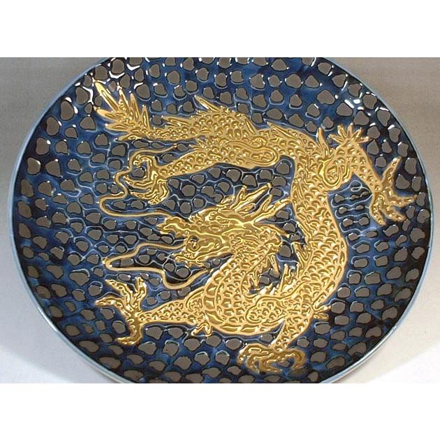 鉄釉黄金龍絵飾り皿｜有田焼 陶芸作家 藤井錦彩作 : 有田焼 藤井錦彩窯