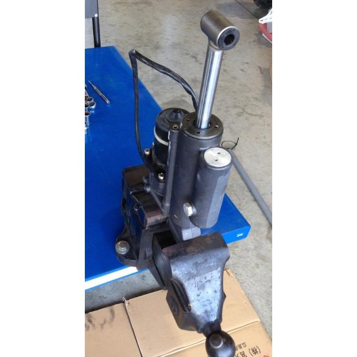 除雪機 ホンダ ハイブリッド パワーハイトシリンダー ローリング 中古