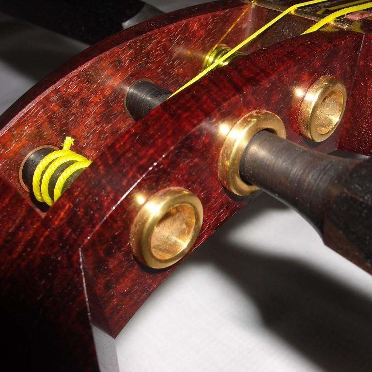 津軽 三味線 紅木 金細 和楽器 邦楽器 演奏会用 高級 フル装備 上級