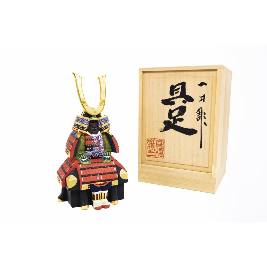 五月人形 「具足」 7号サイズ 桂 | 兜 端午の節句 飾り 兜飾り 一刀彫