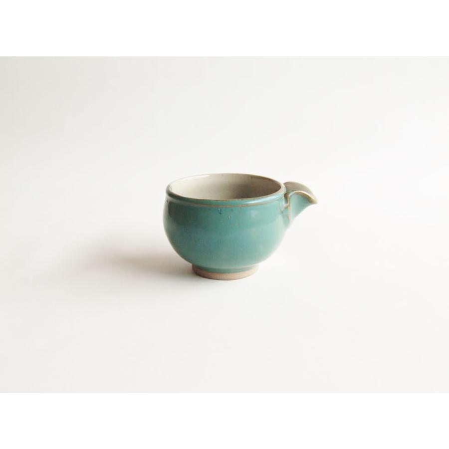 鳥取の民藝 牛ノ戸焼窯元 片口 小 緑と白の染分 : おまめ - 通販