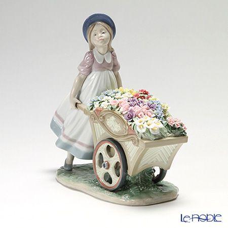 LLADRO（リヤドロ） 並行輸入品 可愛いお花屋さん 06521 : ブランド
