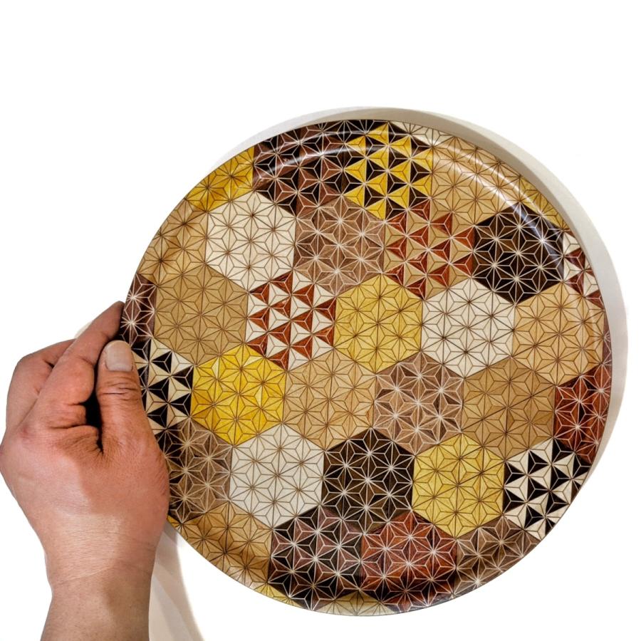 箱根寄木細工の丸盆 麻の葉亀甲柄 吉祥文様 日本製 : MA by So Shi Te