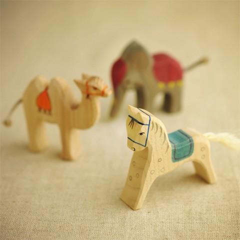 オストハイマー 木箱入りミニ生誕シリーズ 三人の博士の動物