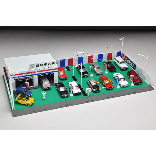 TOMYTEC トミカラマヴィンテージ 04d 中古車店（日産中古車