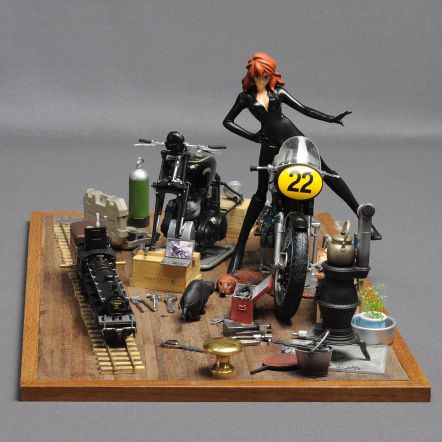 バイクとライブのロフト」 ：西村慶明 フィギュア・セクション作品 1