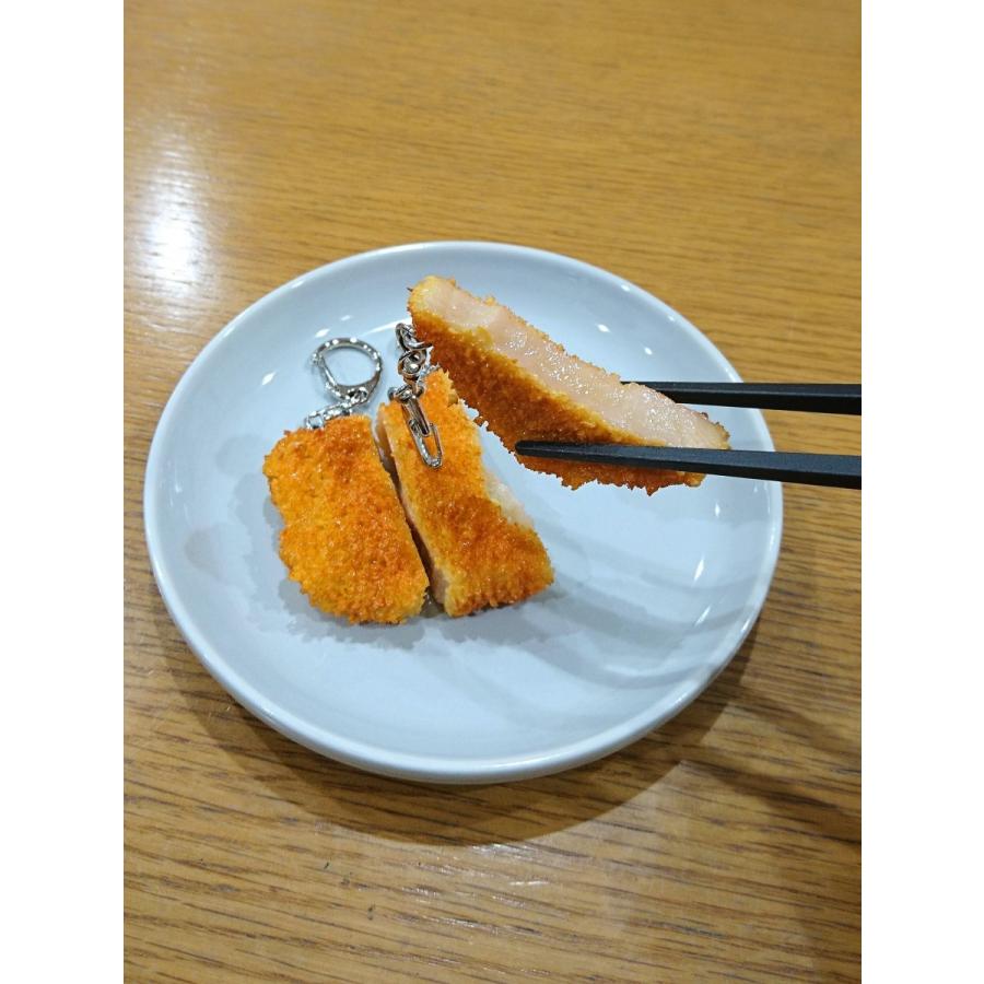 実物大 「勝つカツ勝つ」トンカツキーホルダー 3切れセット(1号2号6号