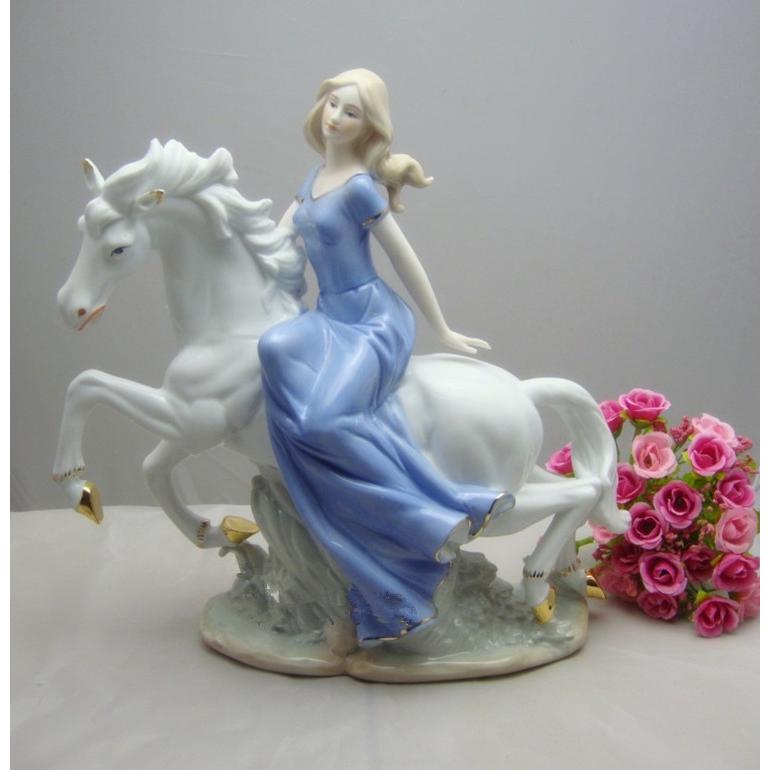 陶器 置物 西洋陶器 北欧磁器 陶器製人形 お姫様 陶器人形 陶器置物