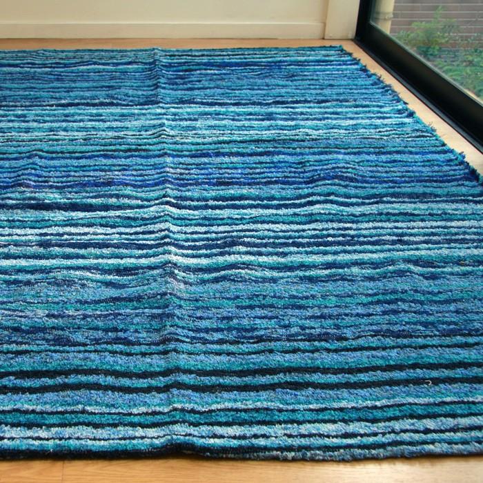 Jarapa ハラパラグ／マリンブルー：約140×200cm（リサイクルラグ