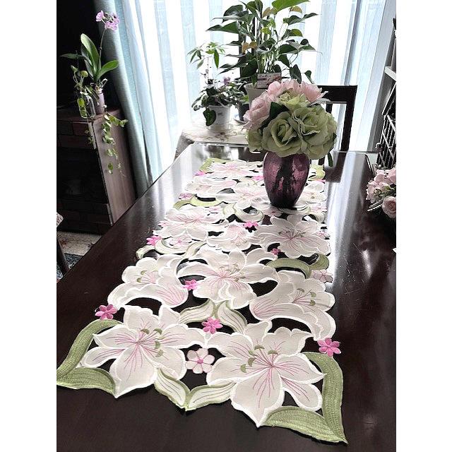 カサブランカ 40X85 cm カットワーク刺繍 テーブルセンター テーブル