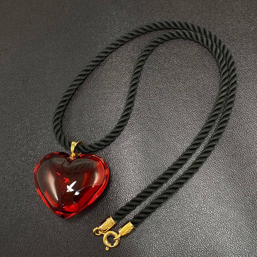 バカラ（Baccarat） ハートモチーフ・クリスタルハートネックレス