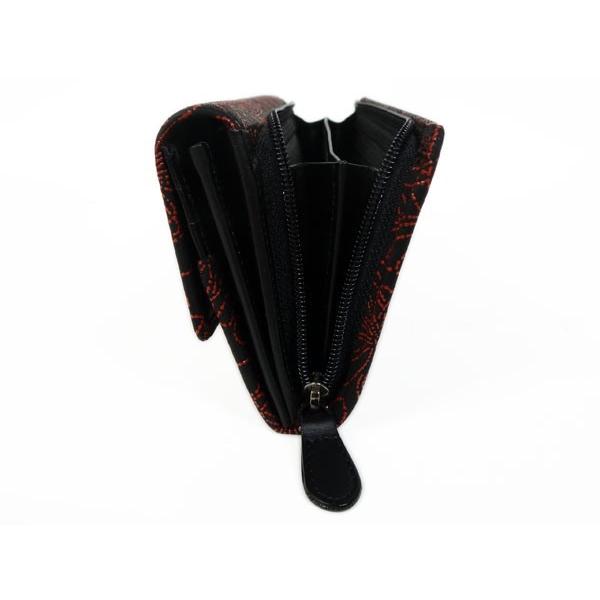 印傳屋（INDEN-YA） 印伝 長財布 束入 2310 黒地鹿革赤漆 線菊小柄