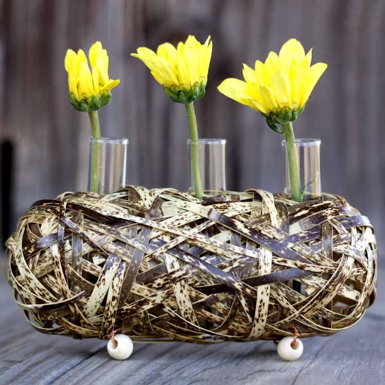 虎竹花籠 三連花入 : 虎斑竹専門店 竹虎 - 通販 - Yahoo!ショッピング