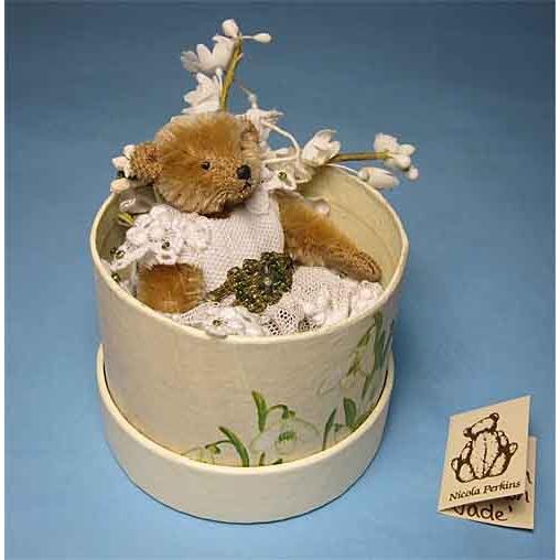 アーティストベア Nicola Perkins Jade くまのぬいぐるみ : テディベア