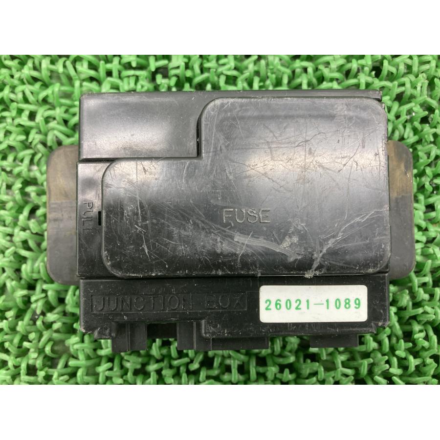カワサキ（Kawasaki） ZRX400 ヒューズボックス 26021-1089 純正 中古