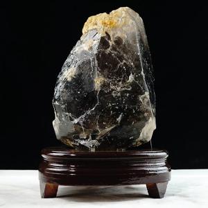 2.6Kg スモーキークォーツ 煙水晶 原石 虹入り ルチルクォーツ入り