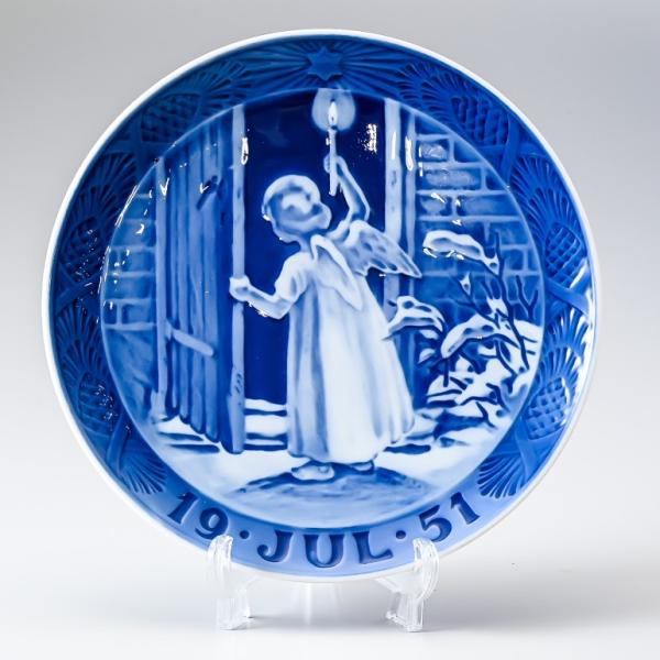 ROYAL COPENHAGEN（ロイヤルコペンハーゲン） イヤープレート 皿立て