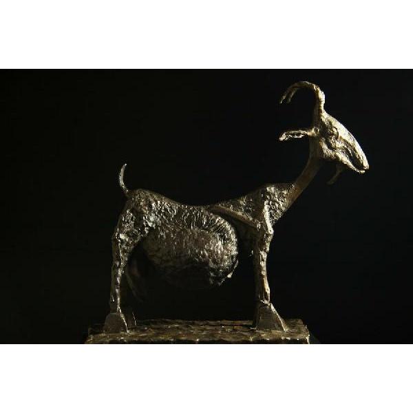 送料無料超大型重量ブロンズ近代彫刻 『雌ヤギ』 ピカソ ++名品