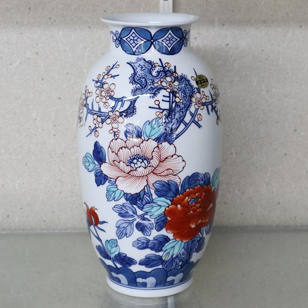 送料無料】伊万里焼 小花瓶 梅牡丹（木箱付） : 有田焼 器の華 まる