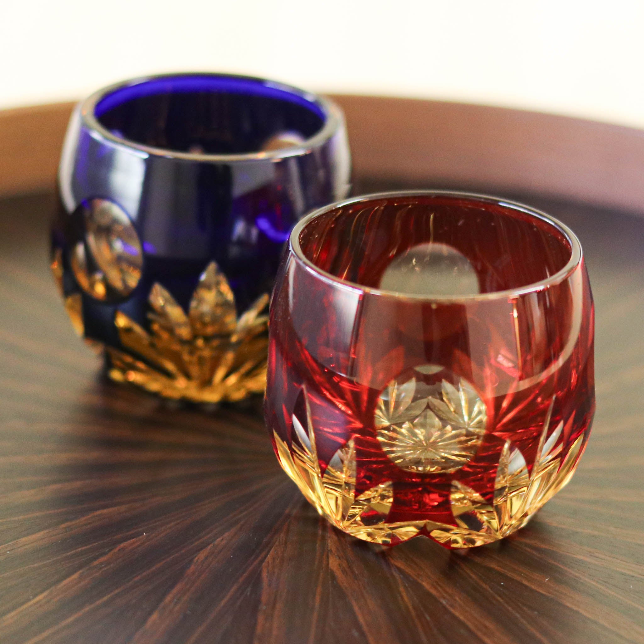 江戸切子 樽型ぐい呑み｜朧月｜赤｜山田硝子