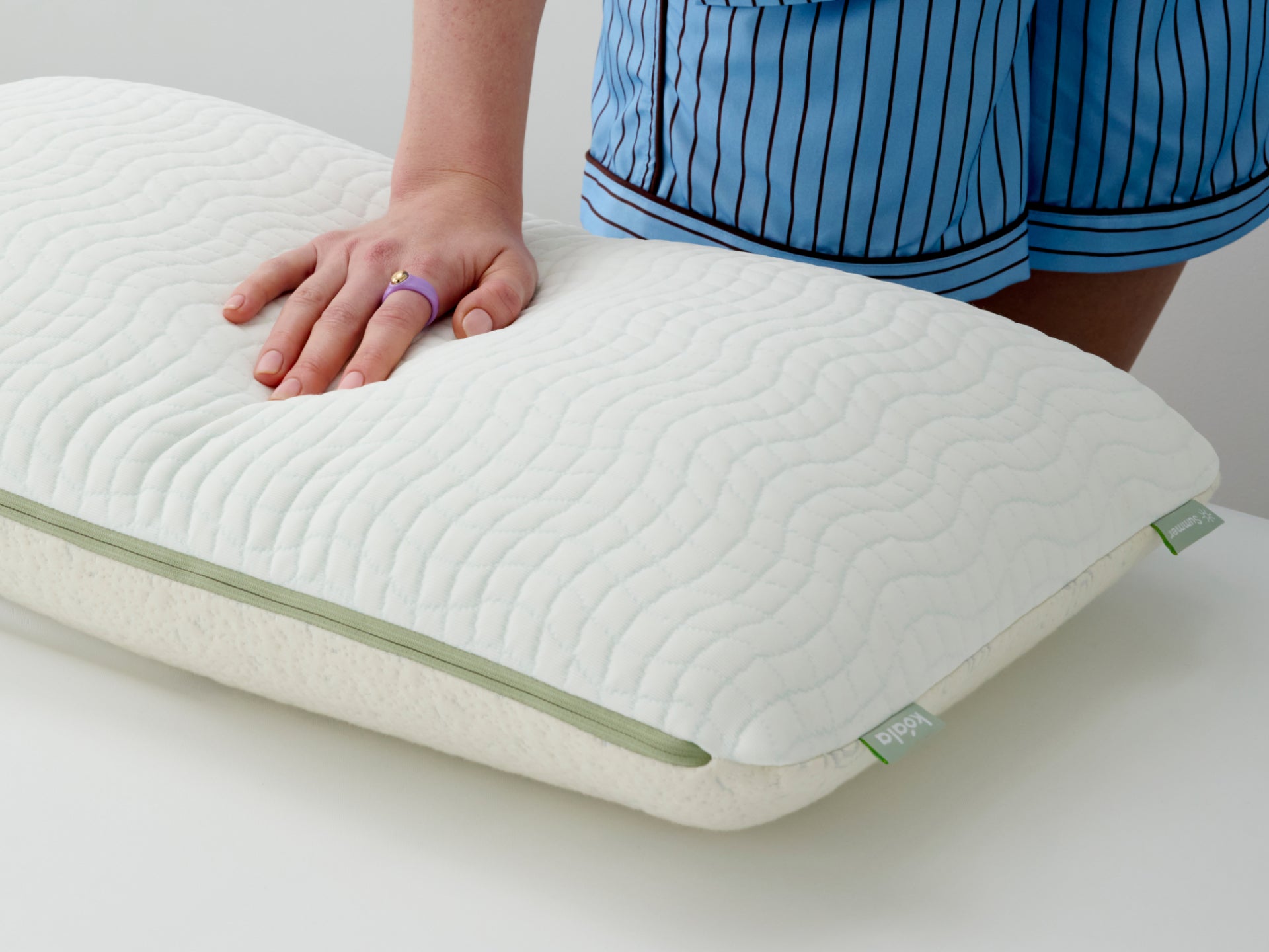 コアラピロー（2nd Gen）｜硬さ調整自在＆一年中爽やかな寝心地の枕