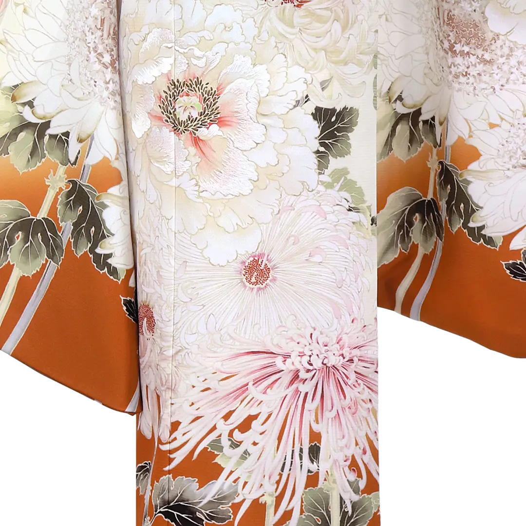 芸艸堂》大輪の牡丹と菊の着物（白）／七五三・七歳女の子 | 宅配着物