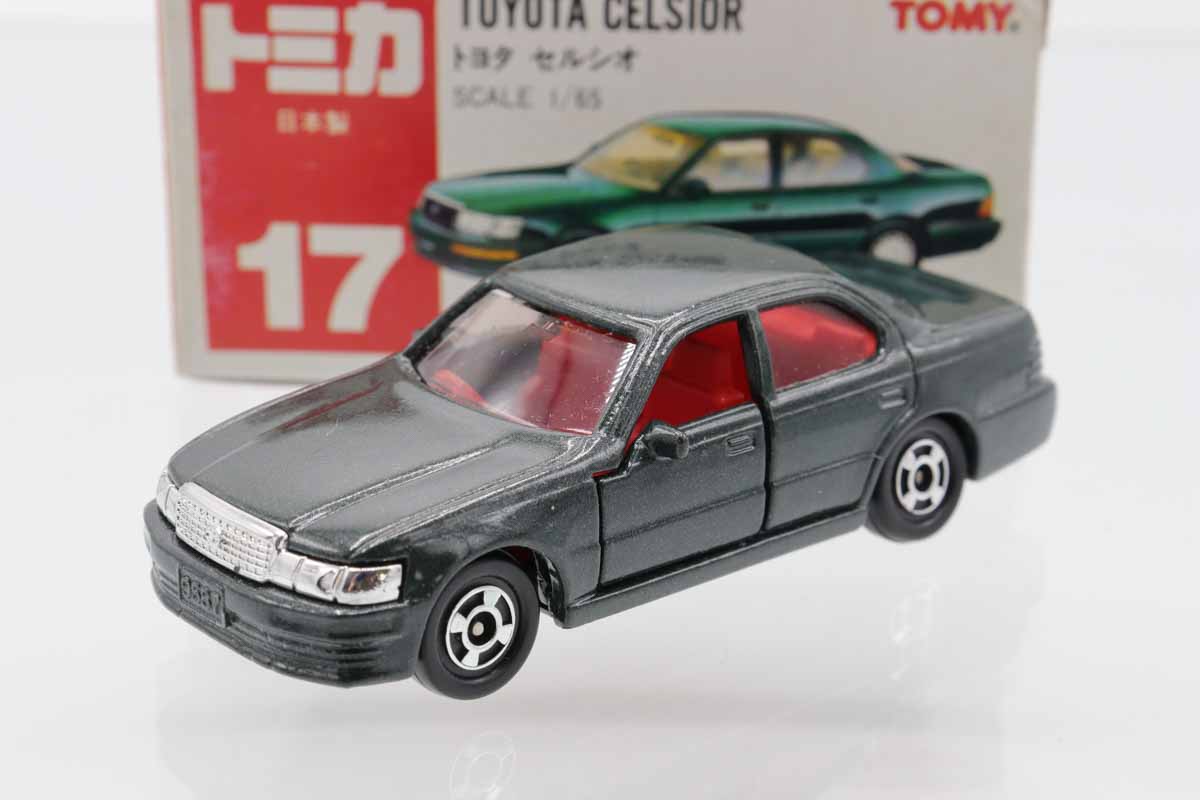 ミニカーショップ ケンボックス トミカ 赤箱(日本製)☆17☆トヨタ