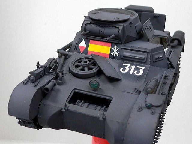 I号戦車A型 スペイン内戦フランコ軍軽戦車 トライスター 1/35 組立と