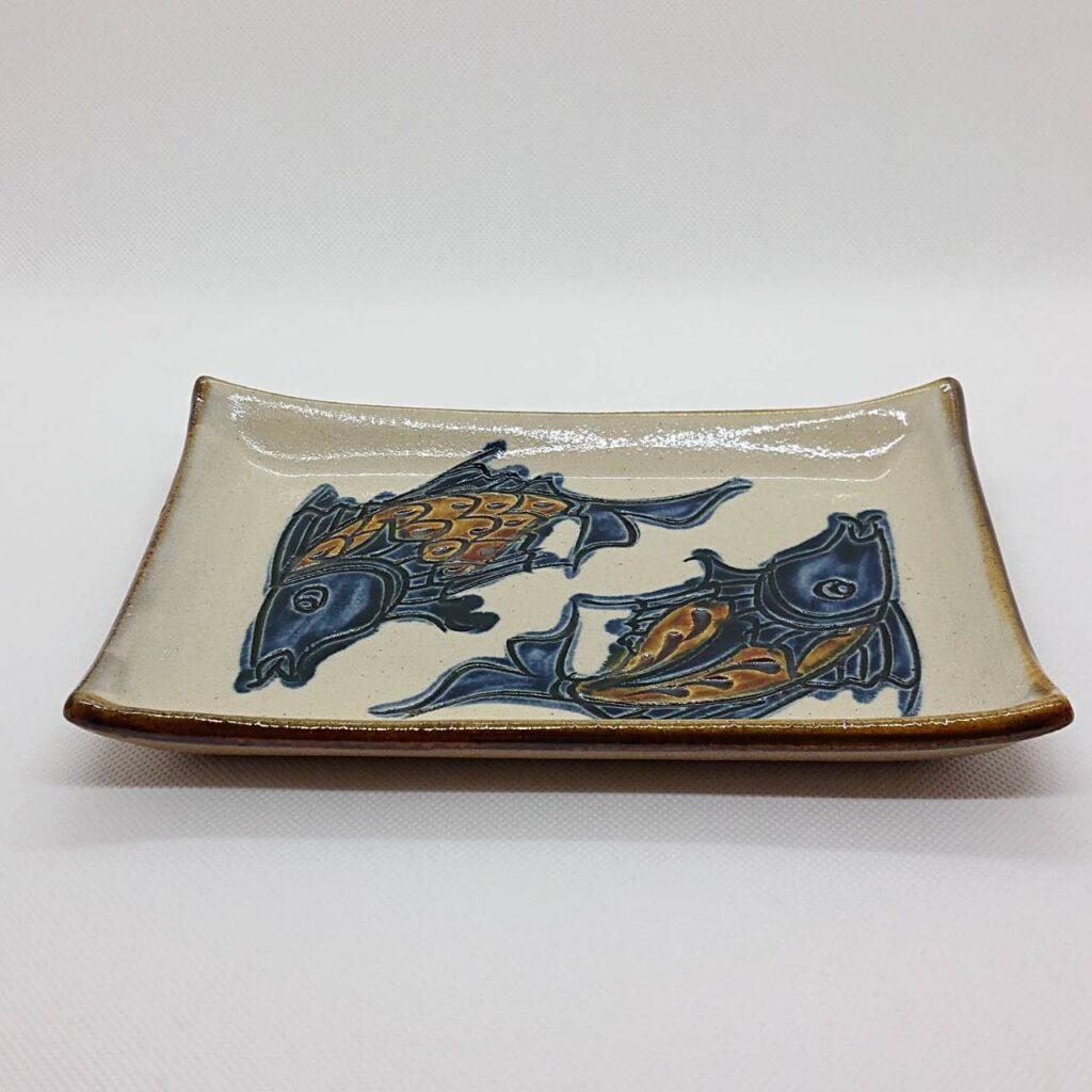 長角皿（13×20）魚紋 | 【やちむん】よーりよーり